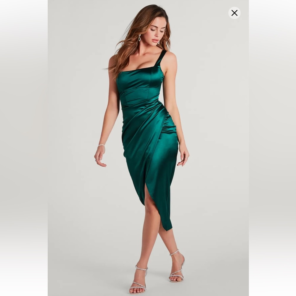 Windsor Samantha Formal Satin Midi Dress